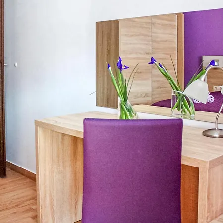 Apartamento Lovely In *